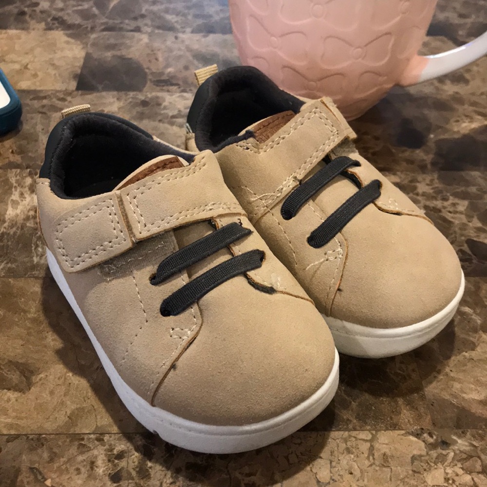 Baby Shoes size 4c
